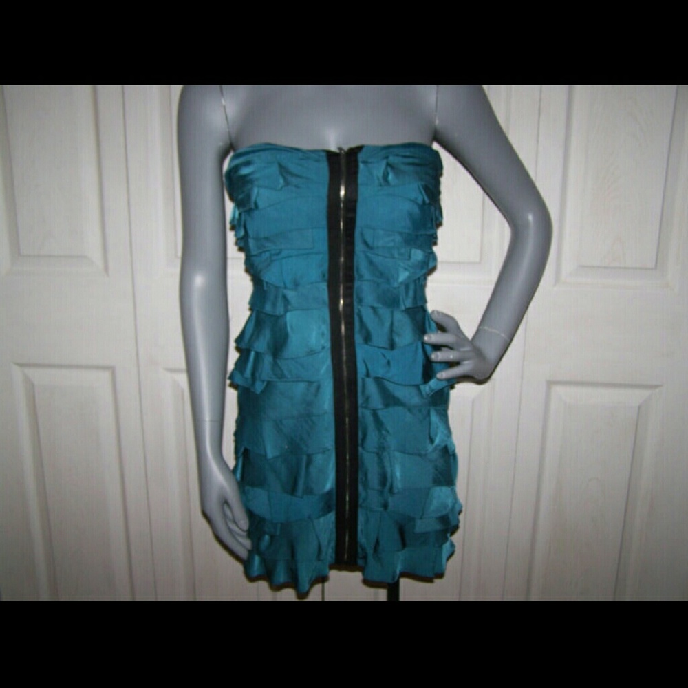 BCBG MaxAzria Brandie Tahiti Ruffle Dress 2